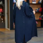 مانتو پشت دکمه چاک دار نمای پشت