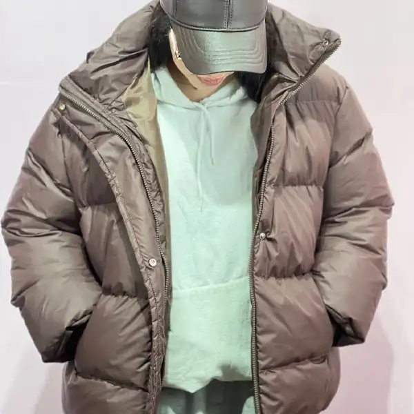 کاپشن 3 خط قهوه ایی کاپشن 3 خط قهوه ایی